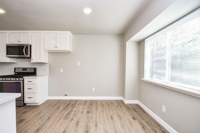 6911 Winding Trace Drive, Houston, TX 77086