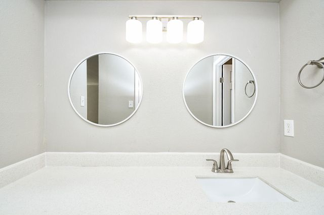 6911 Winding Trace Drive, Houston, TX 77086