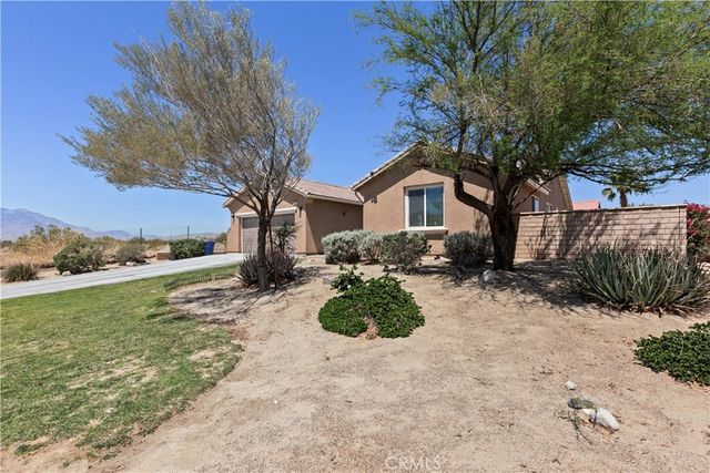 11643 Raptor Lane, Desert Hot Springs, CA 92240