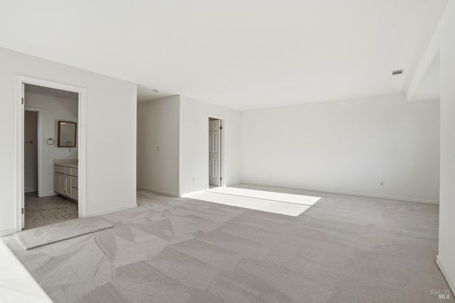 1997 Rainier Cir, Petaluma, CA 94954