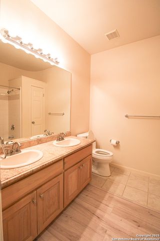 34 Silverhorn, San Antonio, TX 78216