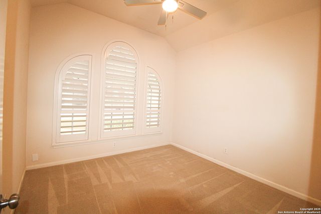 34 Silverhorn, San Antonio, TX 78216