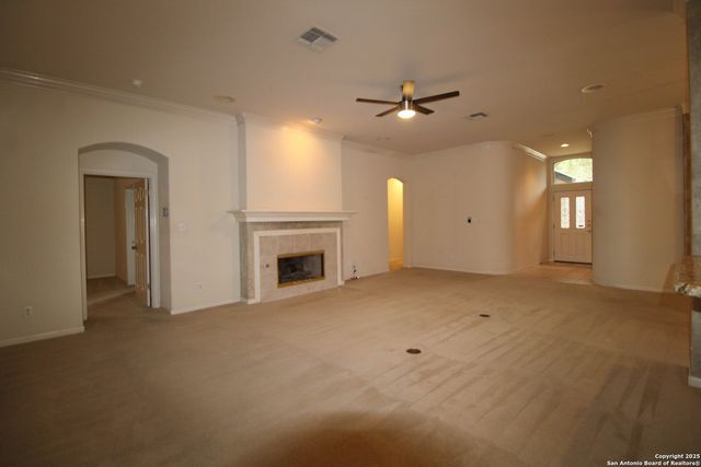 34 Silverhorn, San Antonio, TX 78216