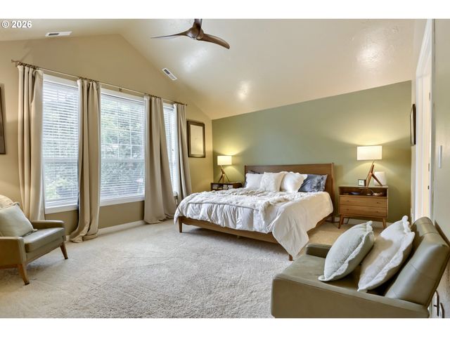 11961 Se HUNTER Dr, Happy Valley, OR 97086
