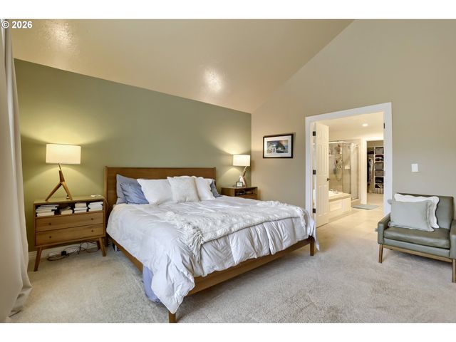 11961 Se HUNTER Dr, Happy Valley, OR 97086