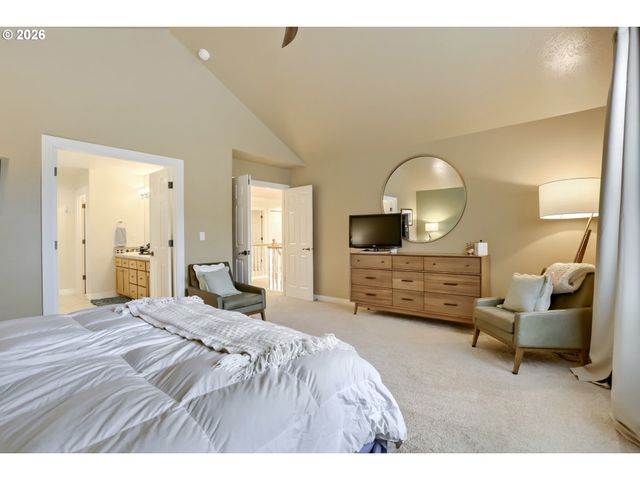 11961 Se HUNTER Dr, Happy Valley, OR 97086