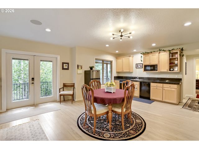 11961 Se HUNTER Dr, Happy Valley, OR 97086