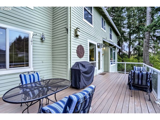 11961 Se HUNTER Dr, Happy Valley, OR 97086