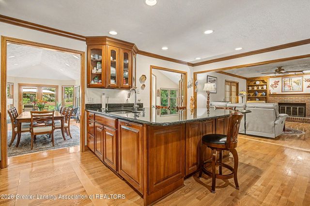 4288 Indian Glen Drive, Okemos, MI 48864