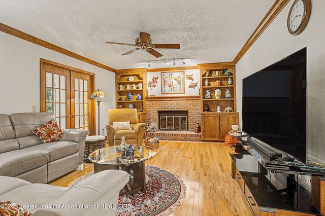 4288 Indian Glen Drive, Okemos, MI 48864