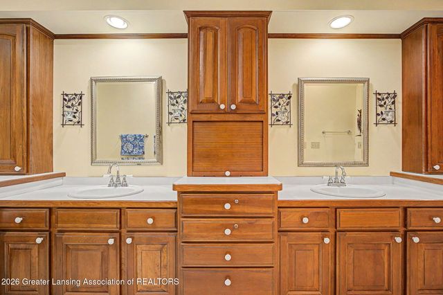4288 Indian Glen Drive, Okemos, MI 48864
