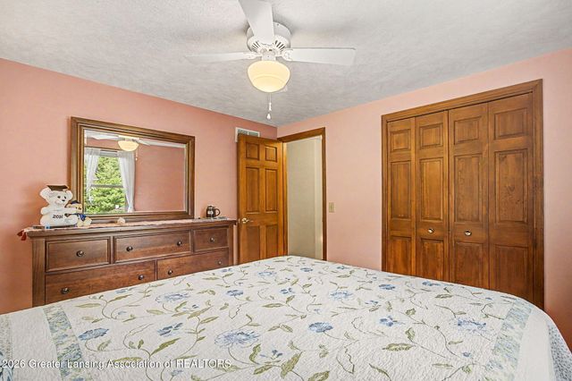 4288 Indian Glen Drive, Okemos, MI 48864