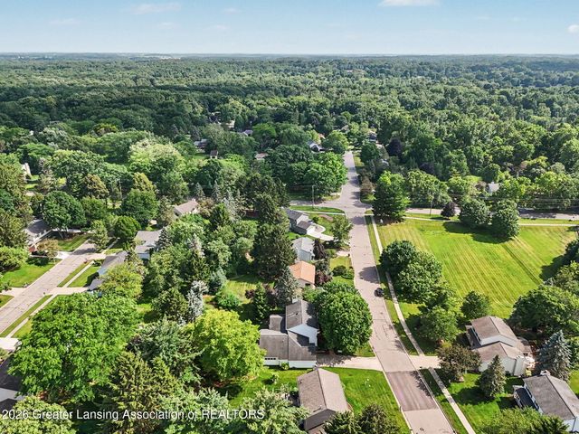 4288 Indian Glen Drive, Okemos, MI 48864