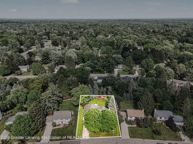 4288 Indian Glen Drive, Okemos, MI 48864