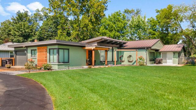 3340 Greenleaf Boulevard, Elkhart, IN 46514