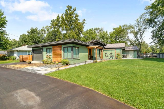 3340 Greenleaf Boulevard, Elkhart, IN 46514