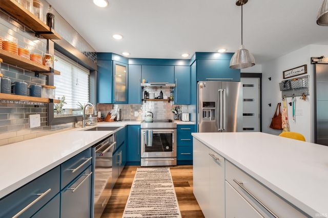 3340 Greenleaf Boulevard, Elkhart, IN 46514
