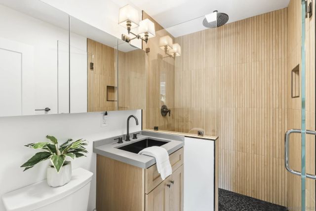 7319 Cuvier St, La Jolla, CA 92037