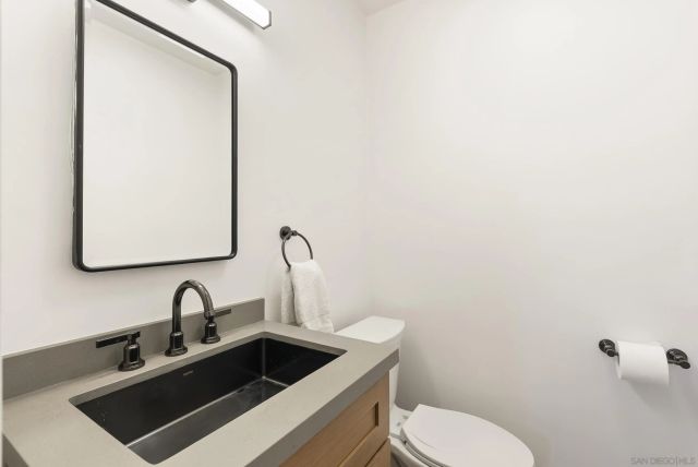 7319 Cuvier St, La Jolla, CA 92037