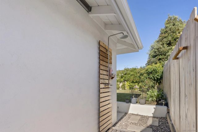 7319 Cuvier St, La Jolla, CA 92037