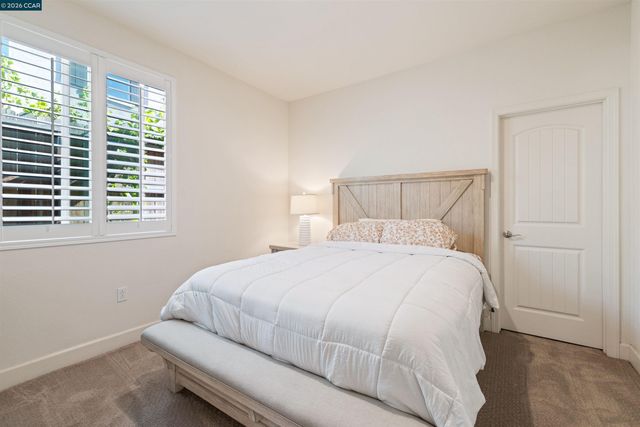 4548 Park Side st, Antioch, CA 95431