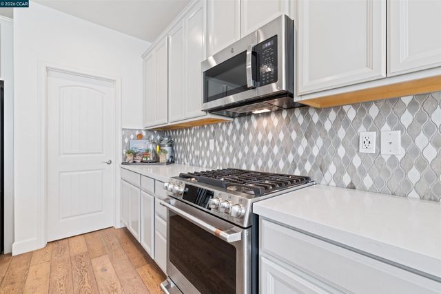 4548 Park Side st, Antioch, CA 95431