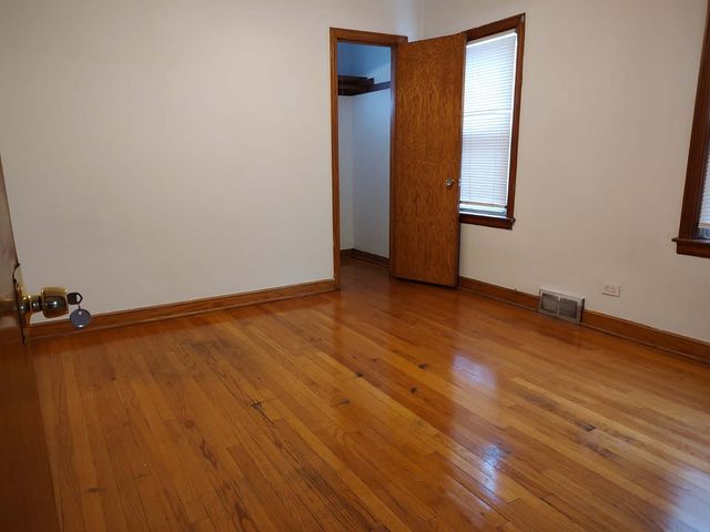 4731 S Kostner Avenue, Chicago, IL 60632
