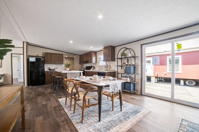 111 County Road 1303, Bridgeport, TX 76426