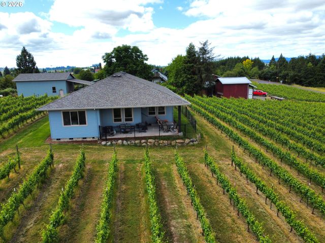 18700 Nw ADCOCK Rd, Yamhill, OR 97148