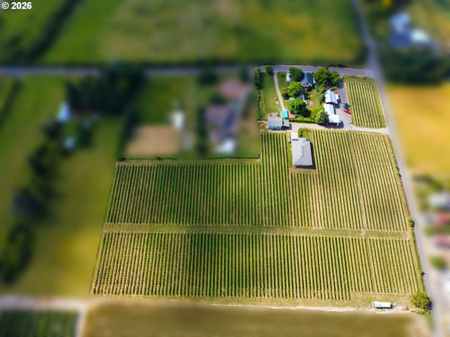 18700 Nw ADCOCK Rd, Yamhill, OR 97148