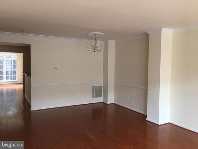 24656 KINGS CANYON SQ, Aldie, VA 20105