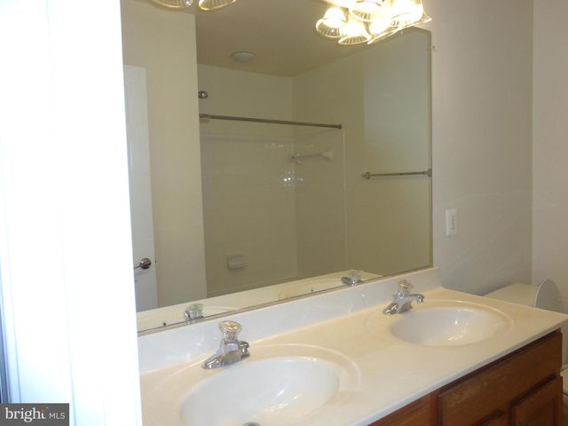 24656 KINGS CANYON SQ, Aldie, VA 20105