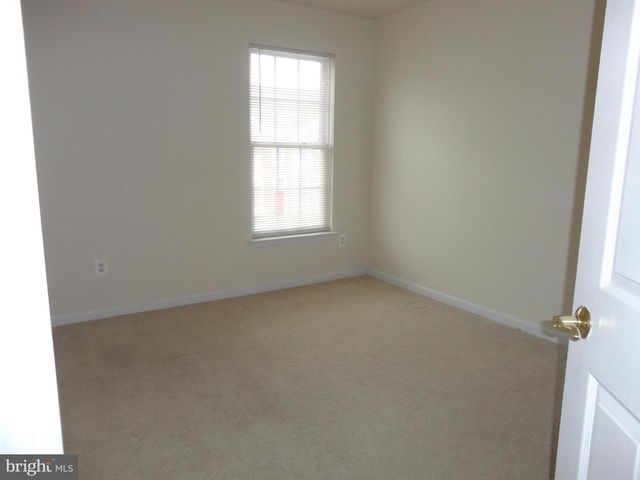 24656 KINGS CANYON SQ, Aldie, VA 20105