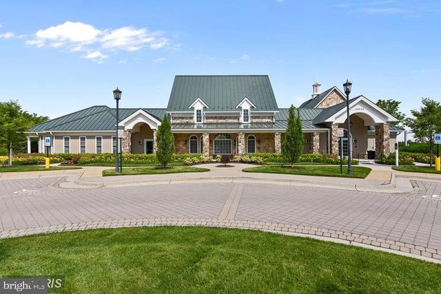 24656 KINGS CANYON SQ, Aldie, VA 20105