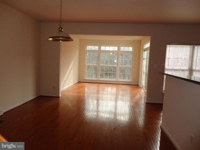 24656 KINGS CANYON SQ, Aldie, VA 20105
