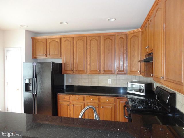 24656 KINGS CANYON SQ, Aldie, VA 20105