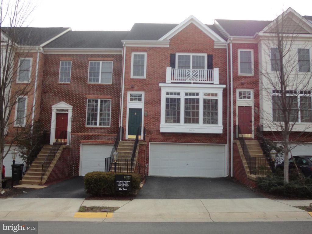 24656 KINGS CANYON SQ, Aldie, VA 20105