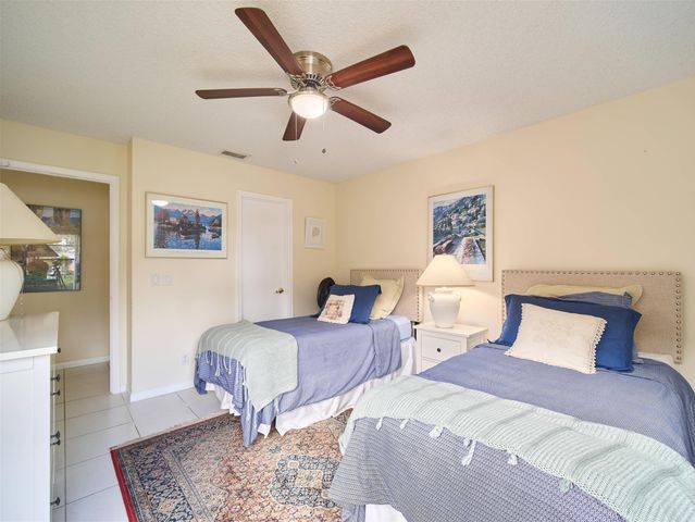 6974 Touchstone Circle, Palm Beach Gardens, FL 33418