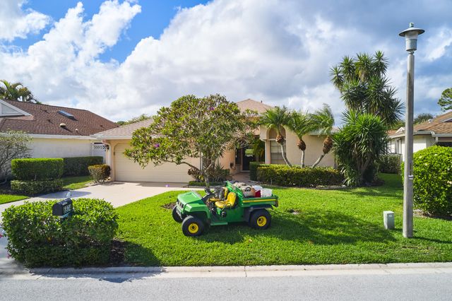 6974 Touchstone Circle, Palm Beach Gardens, FL 33418