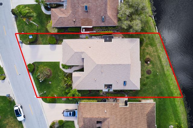 6974 Touchstone Circle, Palm Beach Gardens, FL 33418