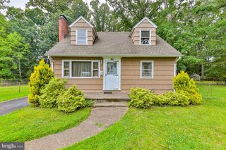 86 RIDGEWOOD AVE, Trenton, NJ 08618