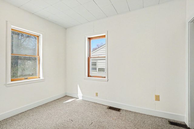 708 Nebobish Avenue, Bay City, MI 48708