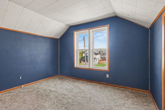 708 Nebobish Avenue, Bay City, MI 48708