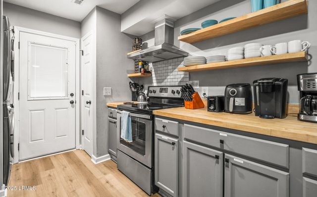 28 Ridenour Place, Port Royal, SC 29935