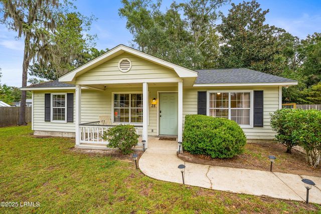 28 Ridenour Place, Port Royal, SC 29935