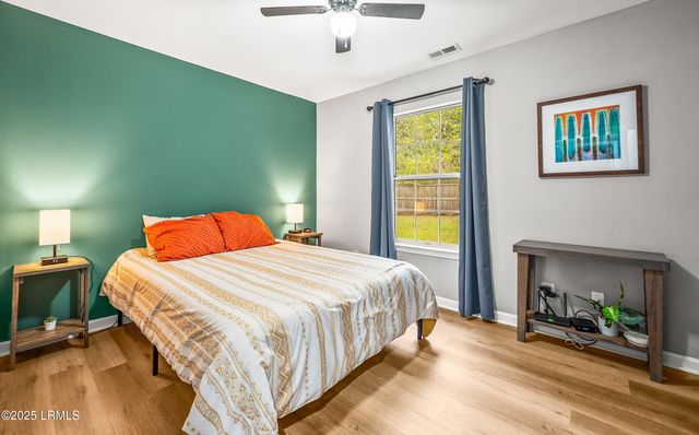 28 Ridenour Place, Port Royal, SC 29935