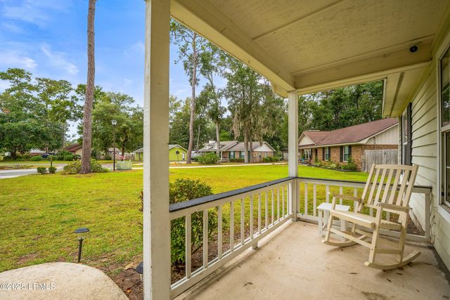 28 Ridenour Place, Port Royal, SC 29935
