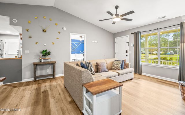 28 Ridenour Place, Port Royal, SC 29935