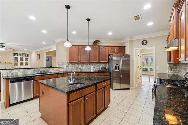 8165 Majors Glen Court, Cumming, GA 30041