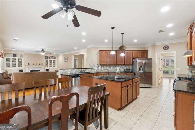 8165 Majors Glen Court, Cumming, GA 30041